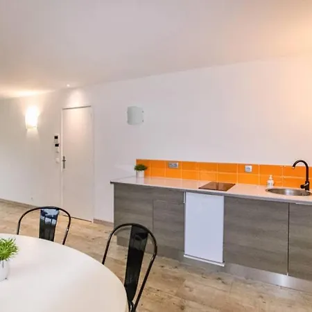 Moderne En Drome Apartment Roche-Saint-Secret